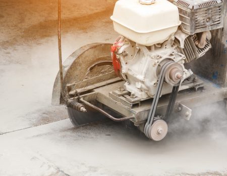 قص و تكسير الخرسانة